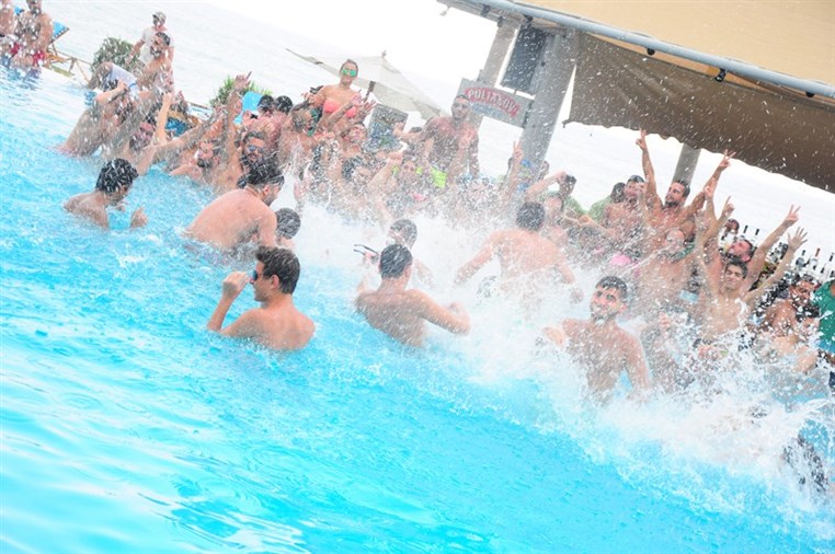 The Sunday Club at Cyan